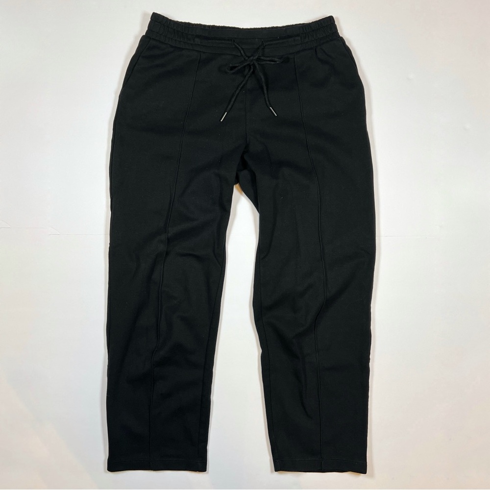 Black Pintuck Cropped Pants